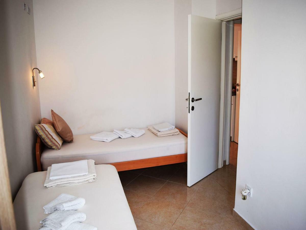 Iva Apartmani Tribalj Exteriér fotografie