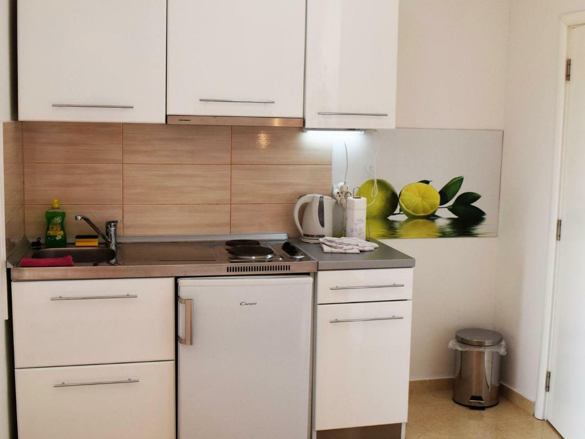 Iva Apartmani Tribalj Exteriér fotografie