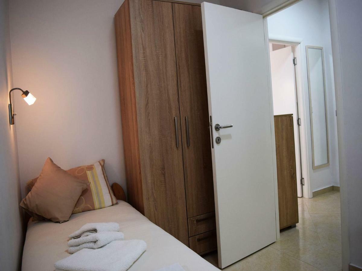 Iva Apartmani Tribalj Exteriér fotografie