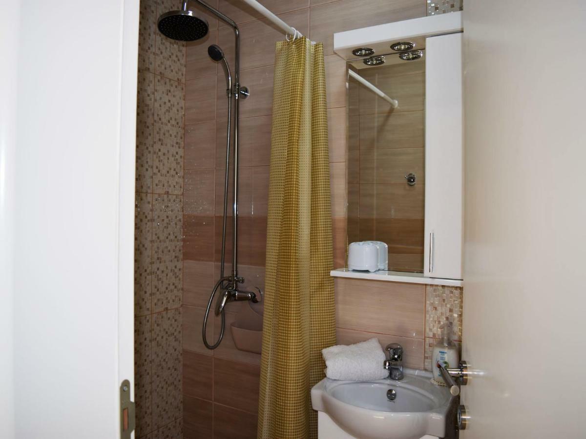 Iva Apartmani Tribalj Exteriér fotografie